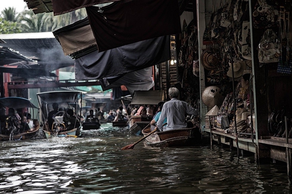 mercato galleggiante di Bangkok