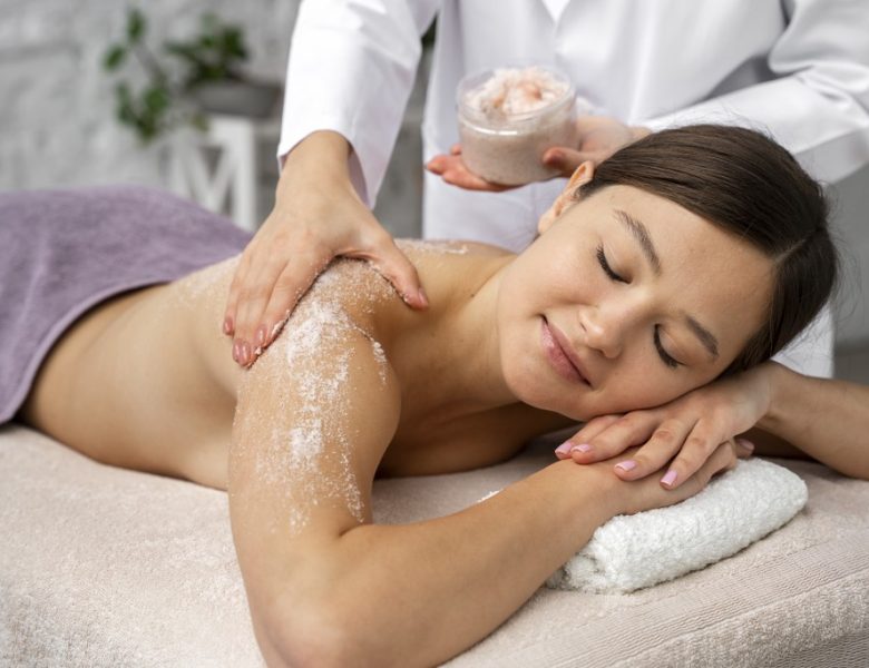 Scrub Corpo: quando farlo e perché è essenziale per la cura della pelle